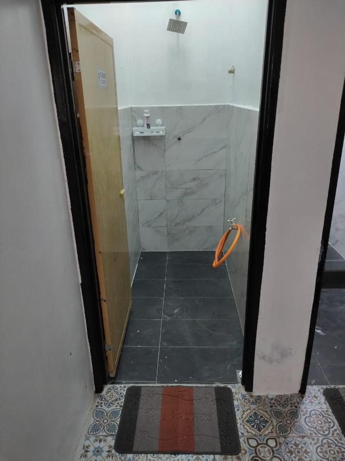 Homestay Embah Ros & Embah Lek Hutan Melintang Экстерьер фото