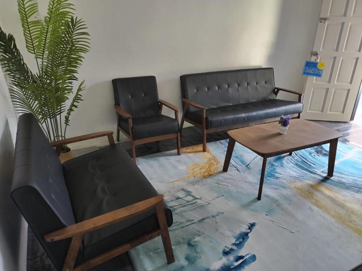 Homestay Embah Ros & Embah Lek Hutan Melintang Экстерьер фото